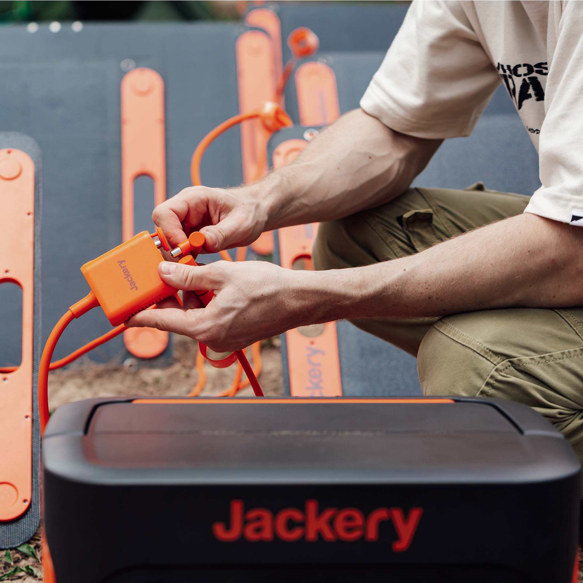 Jackery Solar Panel Connector - Image 6